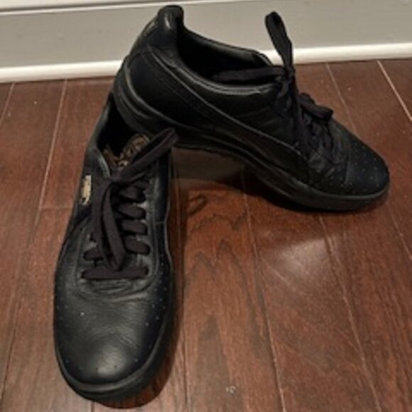 Men's Sneakers Tennis Shoes Puma Black 10.5M Lace Up - Picture 2 of 5